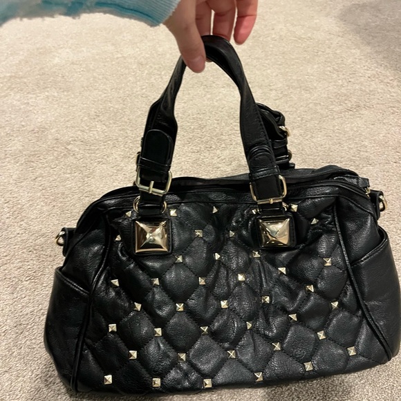 Quilted Black Shoulder Purse with Gold Detailing - Picture 2 of 4